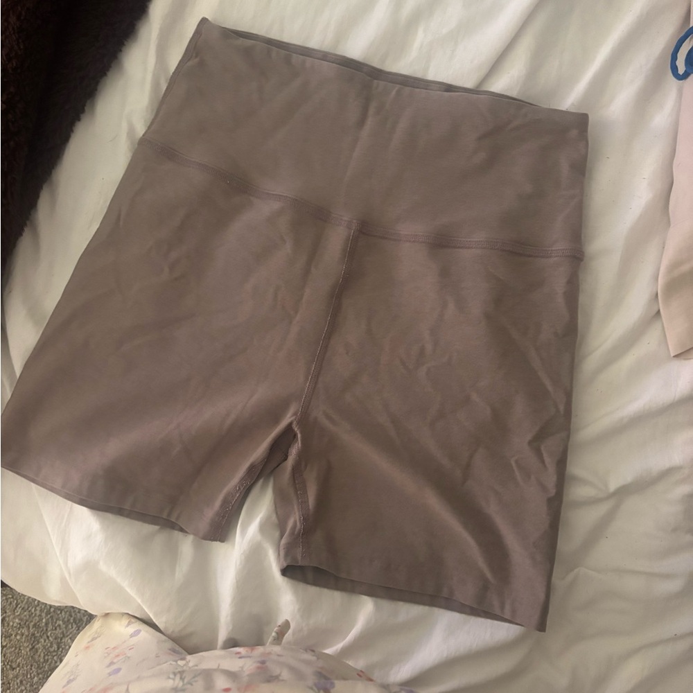 Beyond Yoga High-Waist Bike Shorts in Taupe Brown